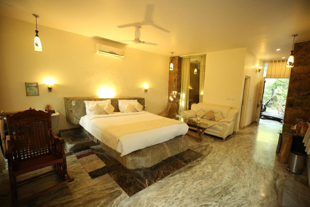 Lohagarh Fort Resort Kukas Eksteriør billede