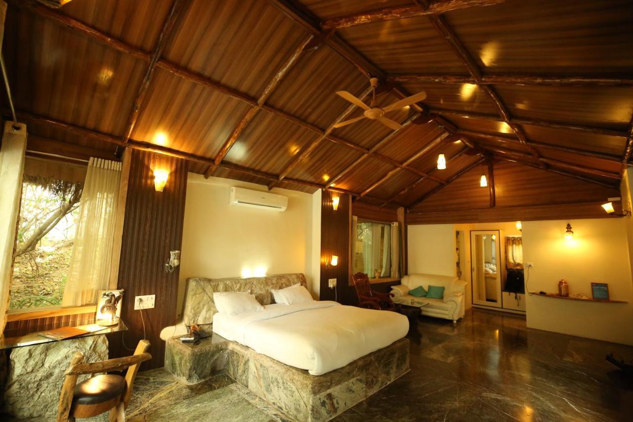 Lohagarh Fort Resort Kukas Eksteriør billede