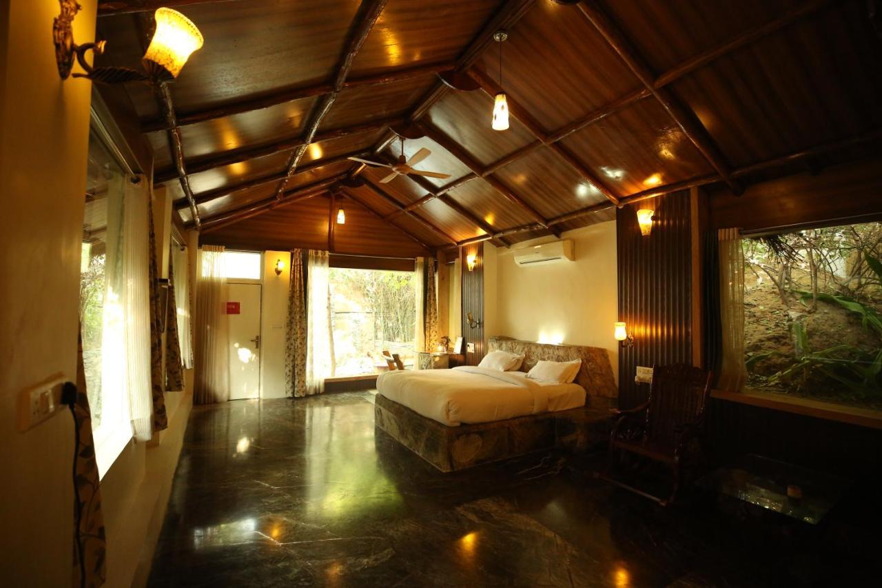 Lohagarh Fort Resort Kukas Eksteriør billede