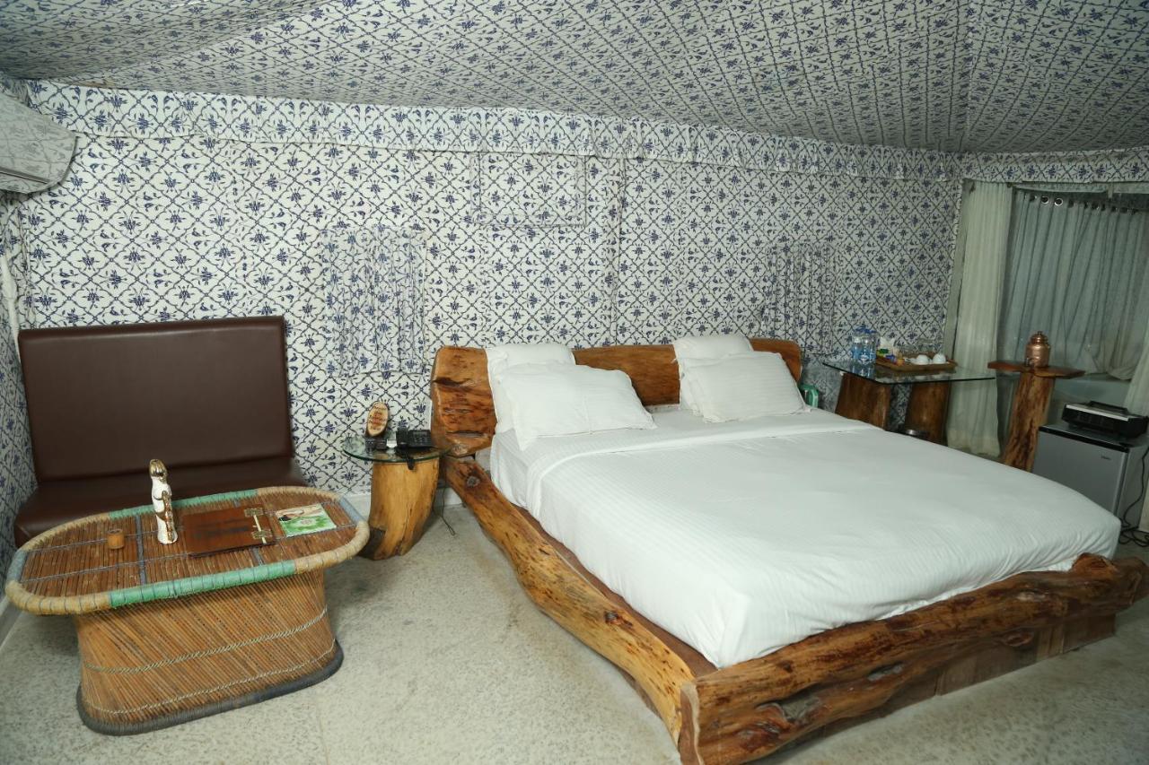 Lohagarh Fort Resort Kukas Eksteriør billede