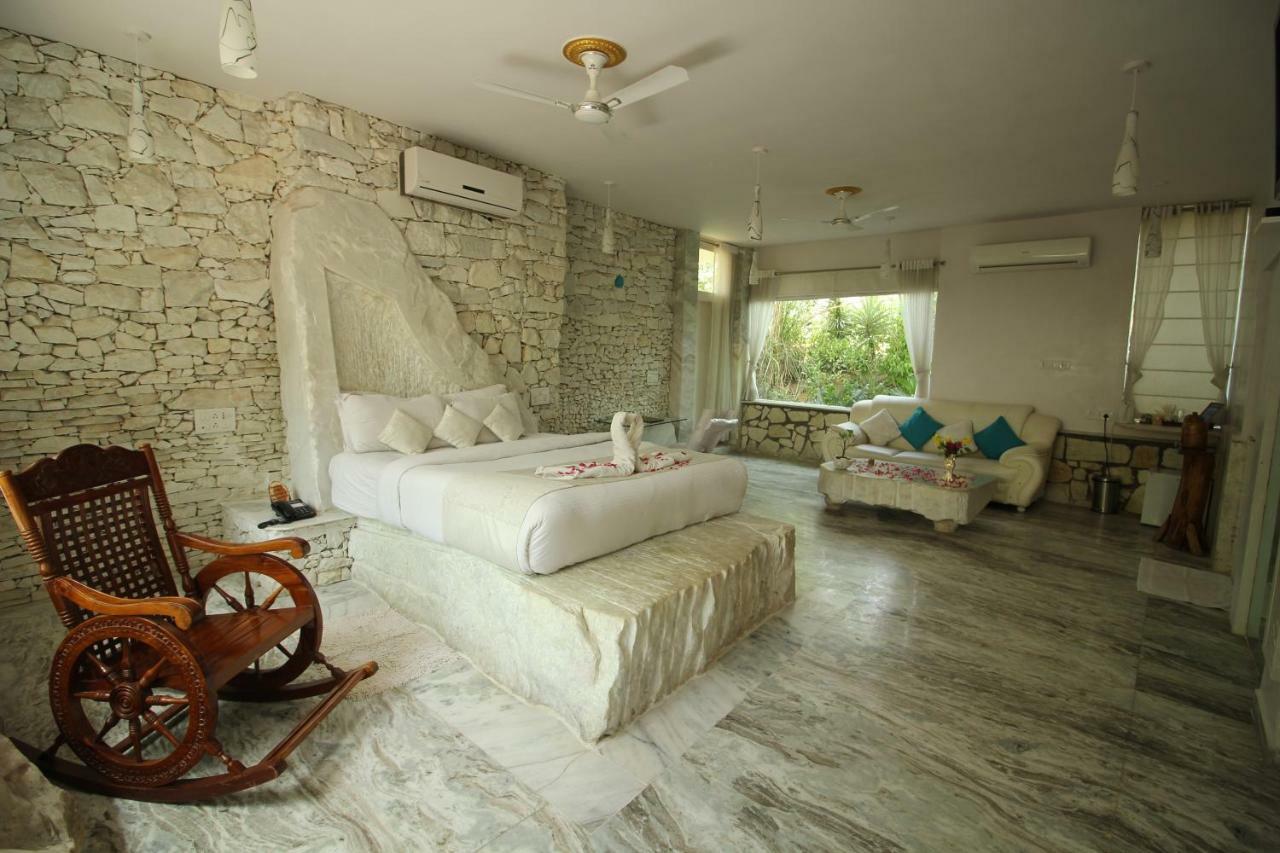 Lohagarh Fort Resort Kukas Eksteriør billede